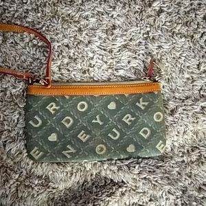 Dooney & Bourke wristlet